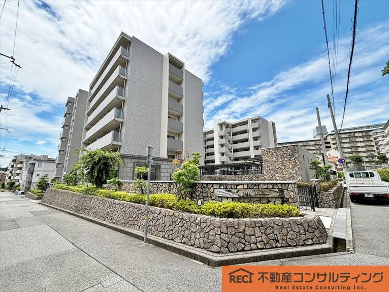 エスリード苦楽園老松町の周辺|宅配ボックス完備