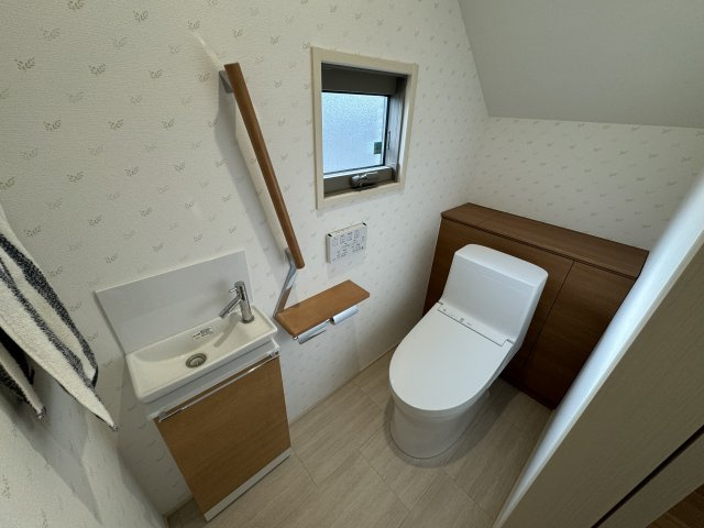 -三丁目不動産-　深谷市岡　積水ハウス様施工のトイレ