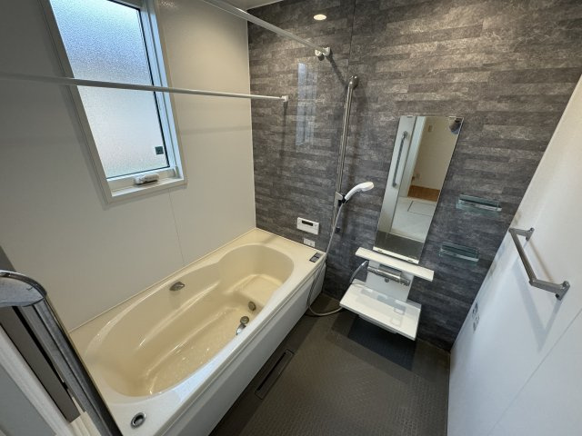 -三丁目不動産-　深谷市岡　積水ハウス様施工の浴室