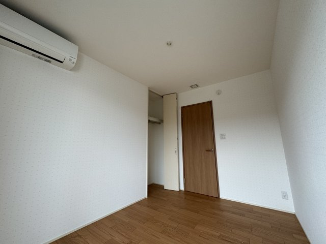 -三丁目不動産-　深谷市岡　積水ハウス様施工の洋室