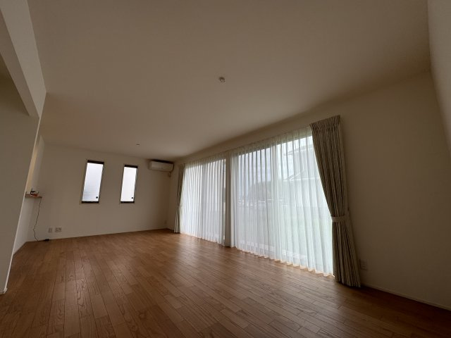 -三丁目不動産-　深谷市岡　積水ハウス様施工の居間・リビング