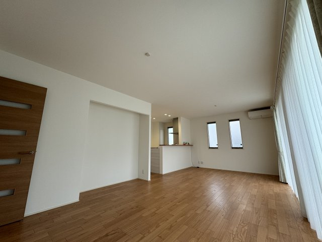 -三丁目不動産-　深谷市岡　積水ハウス様施工の居間・リビング