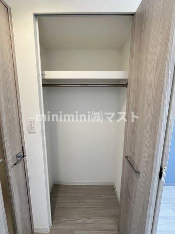 プレサンス大正フレンジの収納|※参考写真　偶数階と奇数階でカラーが異なります