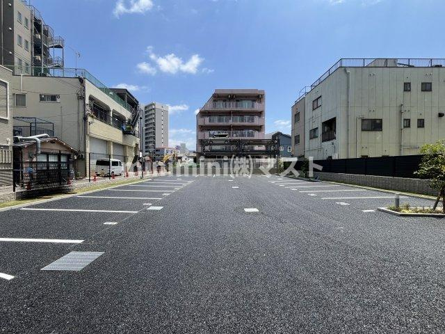 プレサンス大正フレンジの駐車場