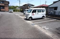 サンボナール　Ｂの駐車場