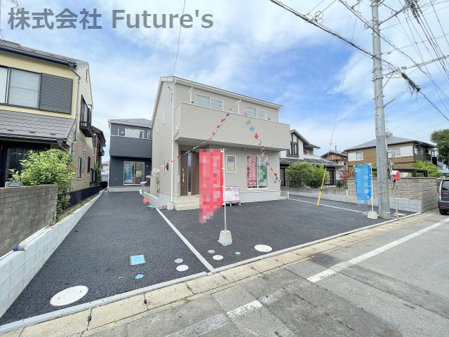 吉川市高富　新築戸建　全3棟　2号棟の外観|現地の写真になります。