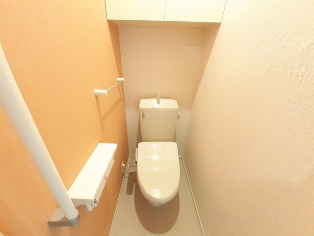 トゥワールフ　十日町のトイレ|トイレ