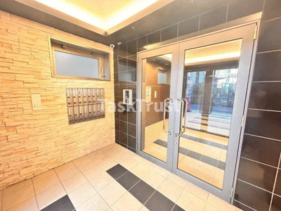 【エントランス】 | ベリーウェル京橋