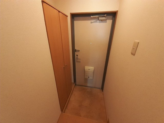 【玄関】 | グランコート天理