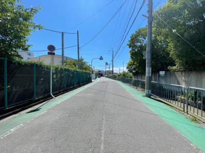 【前面道路含む現地写真】 | 高槻市大冠町2丁目　売土地
