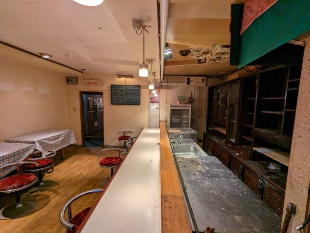 栄町3丁目1貸テナントのロビー