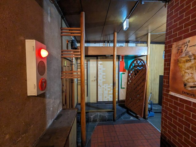 栄町3丁目1貸テナントのロビー