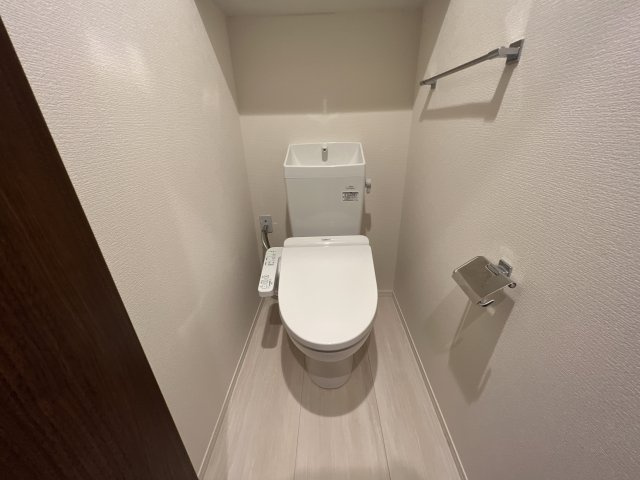 カザ　オリーブ　WESTのトイレ