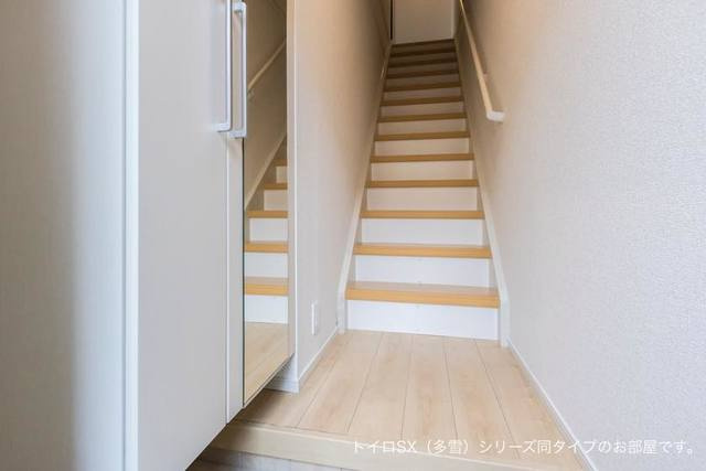 カルタムの玄関|玄関