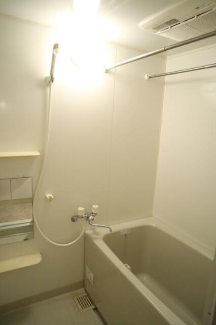 イーストインの浴室