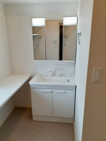 リトルガーデンの洗面所|コンパクトで使いやすい洗面所