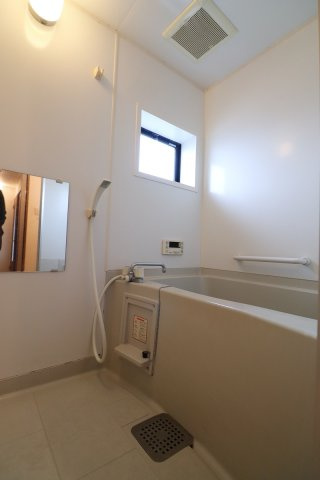 サンジェイド A棟の浴室|前回入居前写真