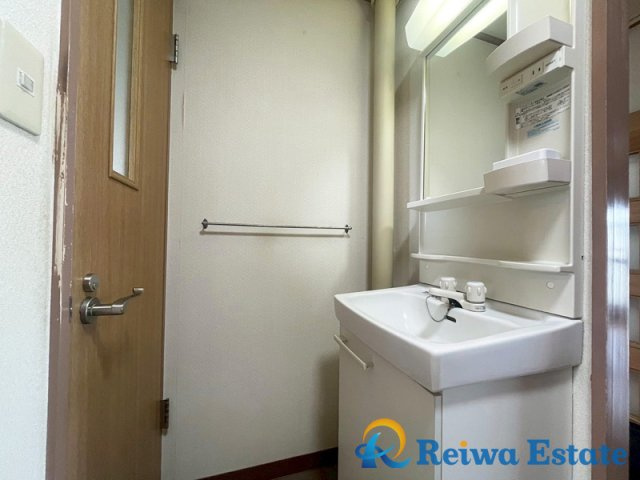 藤沢市大庭の中古マンションの独立洗面台