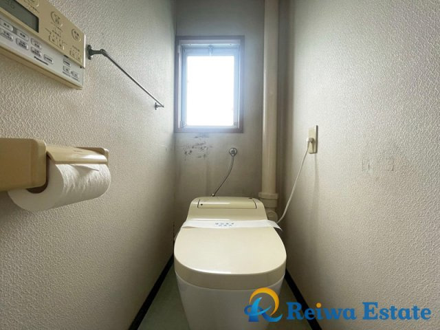 藤沢市大庭の中古マンションのトイレ