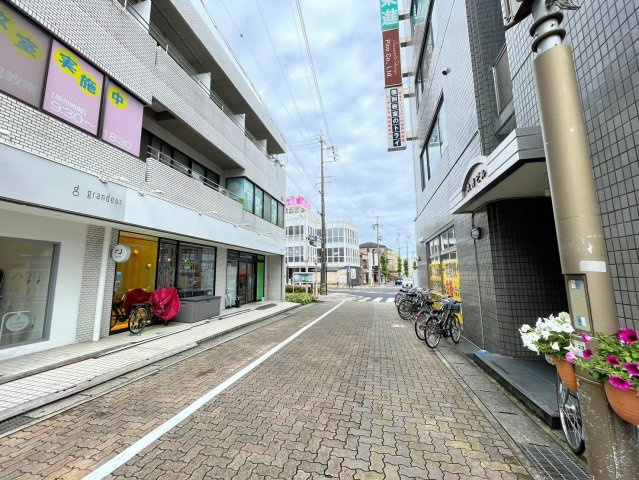 御幸ビルの周辺
