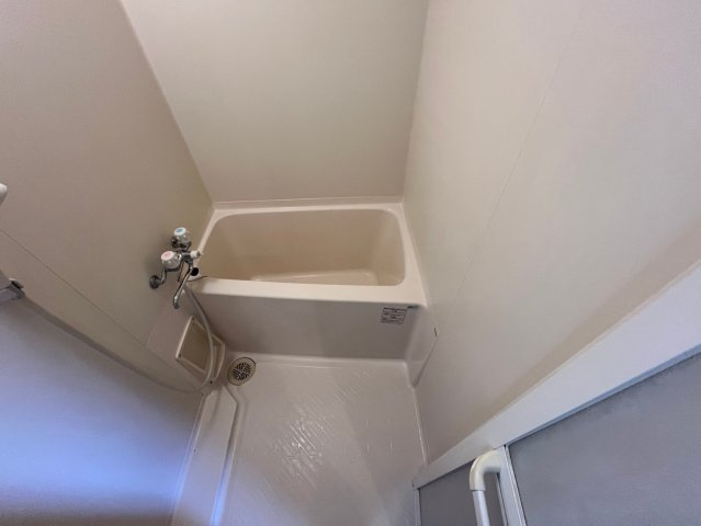 ハイツクローバーIIの浴室