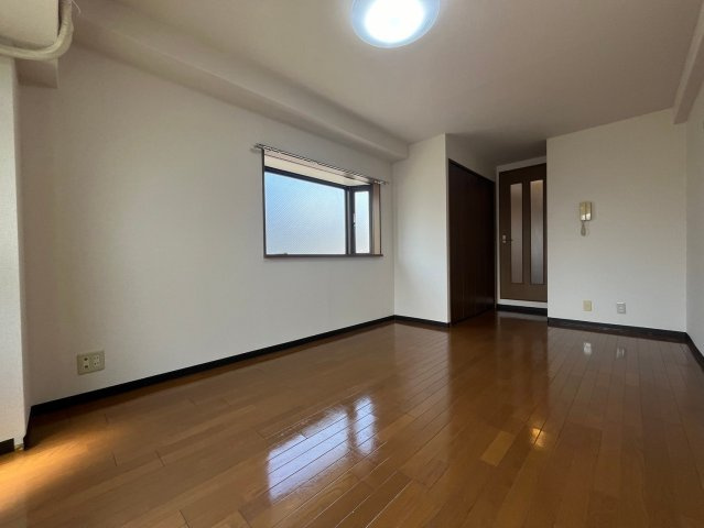 ハイツクローバーIIの寝室