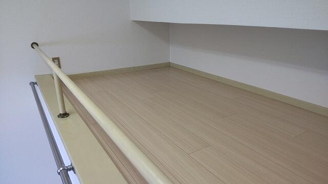 同棟別室