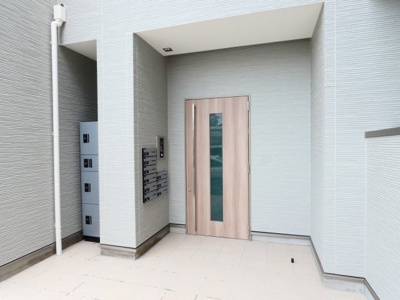 【エントランス】 | REGALEST 道徳駅前