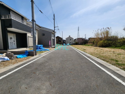 【前面道路含む現地写真】 | 坂本２丁目　分譲14区画７号地