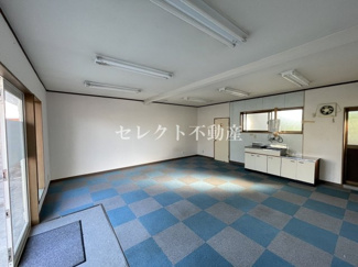 【ロビー】 | 大村町店舗