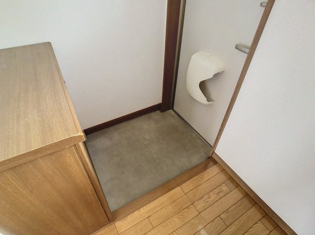 メゾンパークサイドの玄関