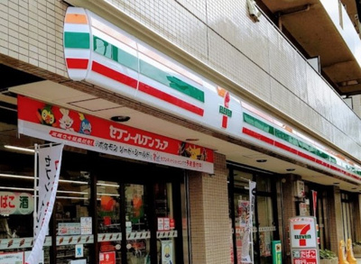 【周辺】 | KourtK3　13958 | セブンイレブン 北区神谷1丁目店まで65ｍ