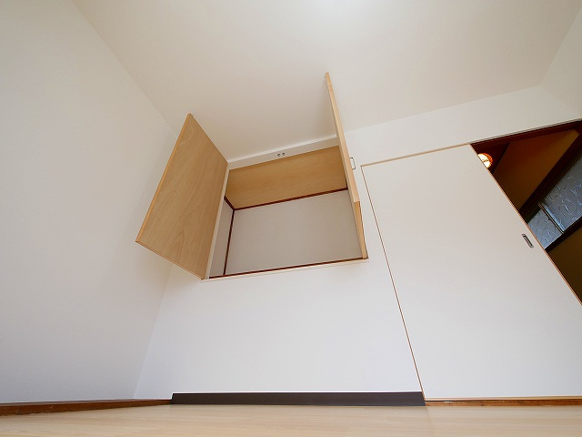 南京終町7丁目貸家の収納|収納豊富です