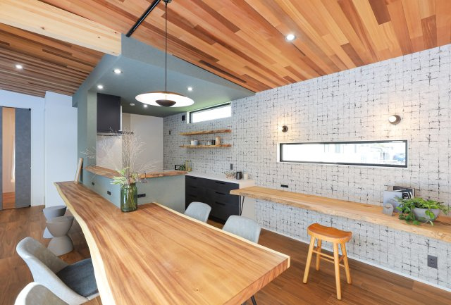 COLORSグリーンヒル南彦根6区画　のその他|クリエイターこだわりの家具・照明もプレゼント♪