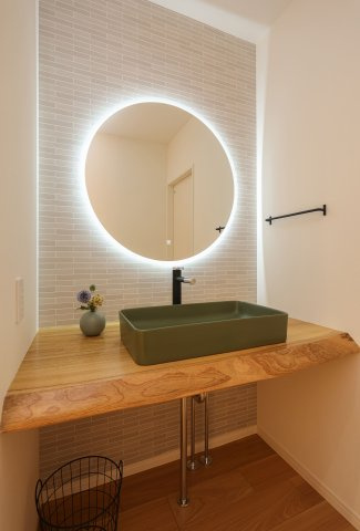 COLORSグリーンヒル南彦根6区画　のその他|～施工事例～　天然木造作洗面台♪