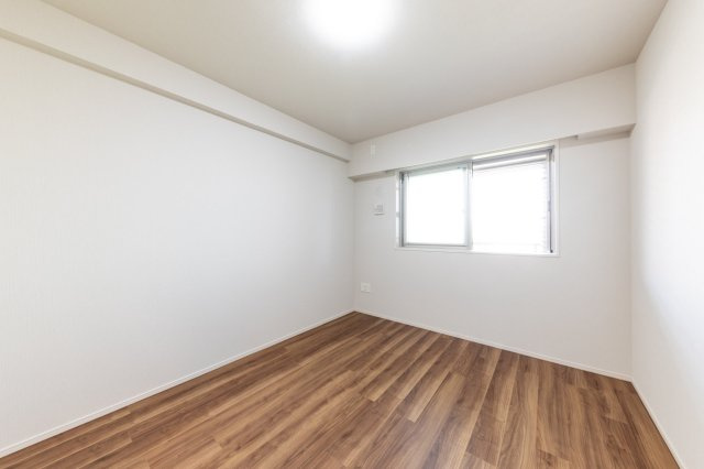 クリオ茅ヶ崎中海岸グランシックの洋室