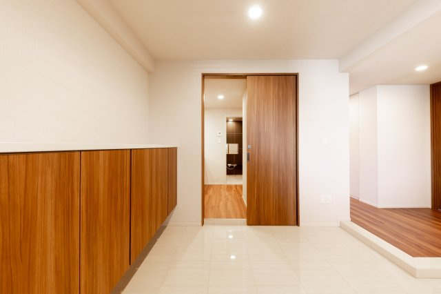 クリオ茅ヶ崎中海岸グランシックの玄関