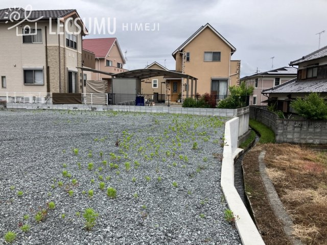 神崎郡福崎町福田／2区画の外観