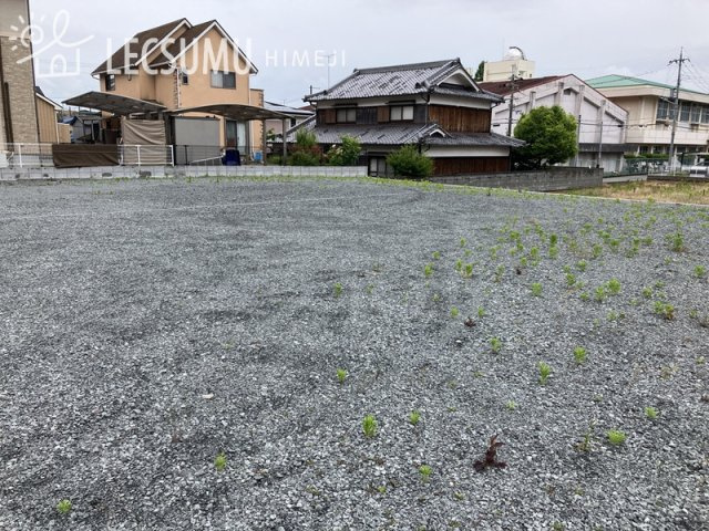 神崎郡福崎町福田／2区画の外観
