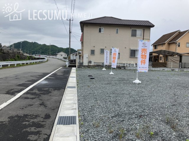 神崎郡福崎町福田／2区画の外観
