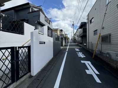 【前面道路含む現地写真】 | ◆◇南希望が丘　中古戸建◇◆ | ◆前面道路も幅員があり車の運転も安心！前面道路は閑静な住宅地。車通りの少ない道路です。お子様にも安心です。