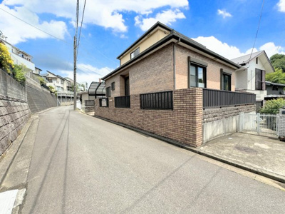 【前面道路含む現地写真】 | ◇◆名瀬町　中古戸建て◆◇