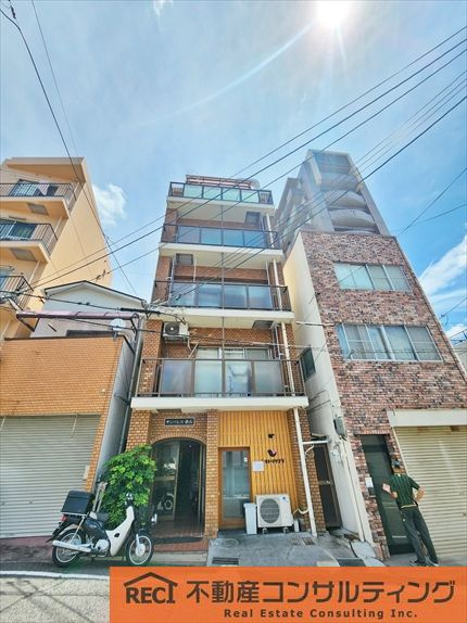 サンパレス倉石の外観