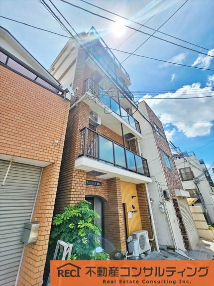 サンパレス倉石の外観