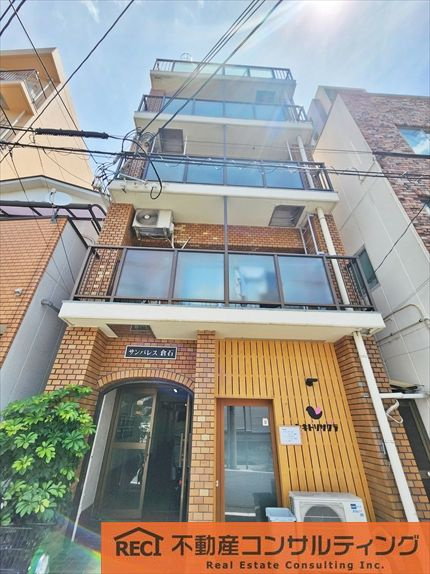 サンパレス倉石の外観