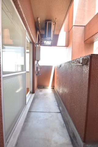 大阪市城東区中央１丁目の賃貸マンションのバルコニー