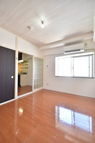 大阪市城東区中央１丁目の賃貸マンションの寝室