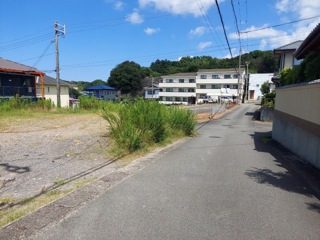 芳養松原売り地の前面道路含む現地写真|前面道路含む現地写真です