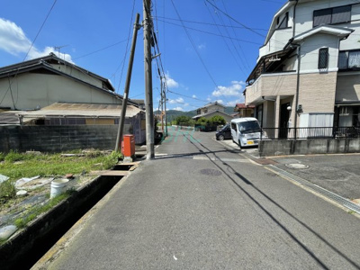 【前面道路含む現地写真】 | 里３丁目