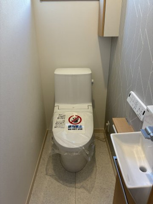 【トイレ】 | 大津市蓮池町1　中古戸建 | 2階トイレ
